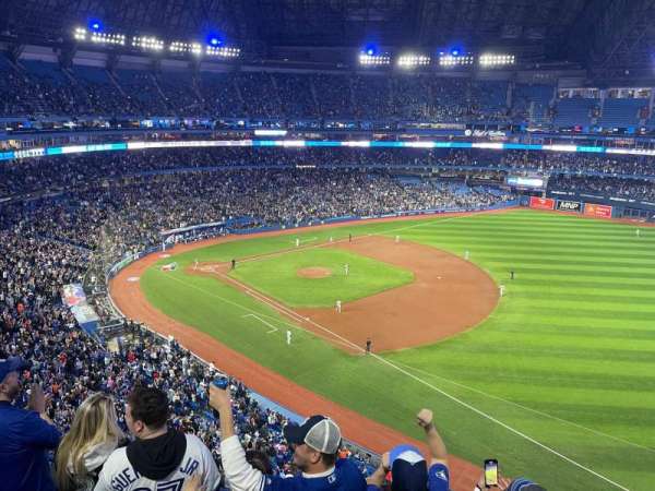 Rogers Centre, section: 513, row: 4, seat: 12