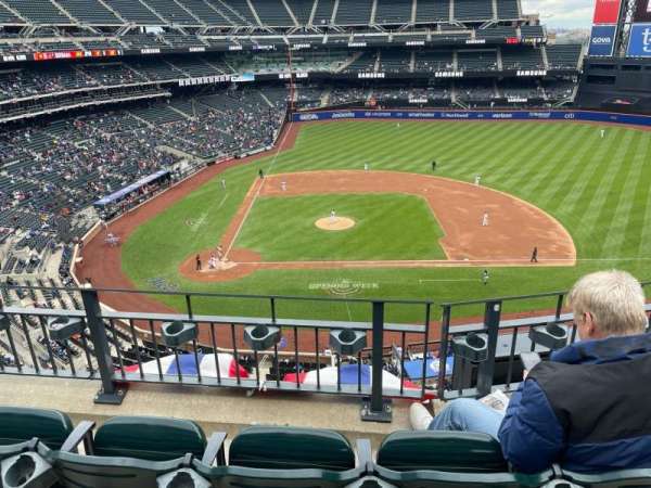 Citi Field, section: 409, row: 3, seat: 14