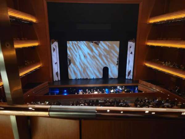Steinmetz Hall at the Dr. Phillips Center, section: Center, row: A, seat: 125