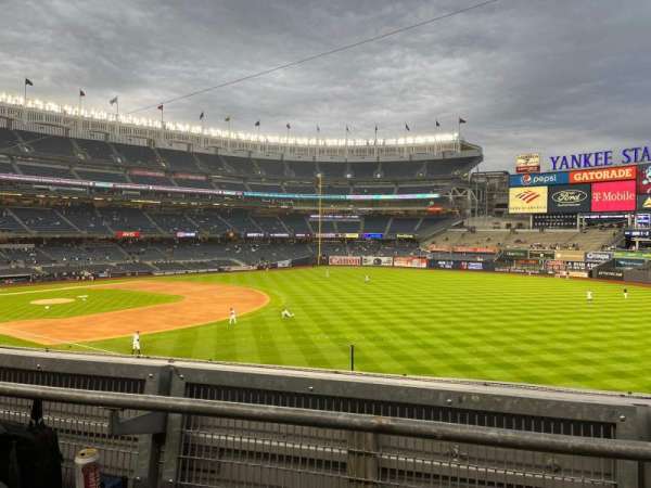 Yankee Stadium, section: 211, row: 2, seat: 5