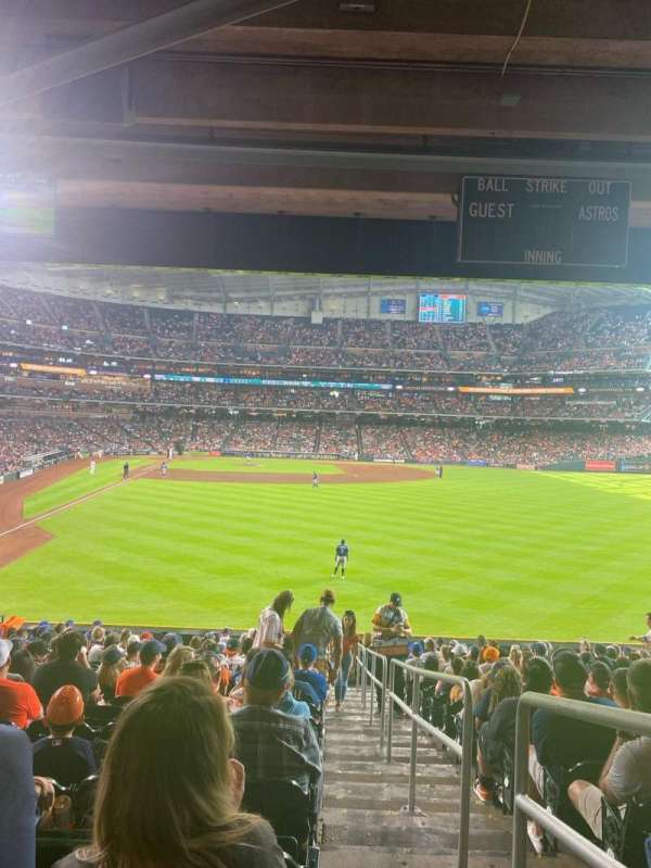 Daikin Park, section: 152, row: 19, seat: 24