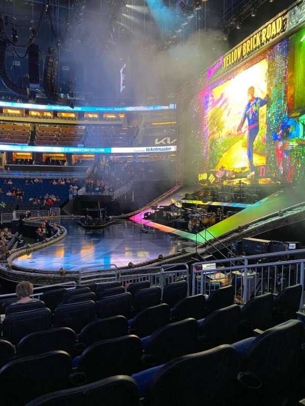 Kia Center, section: 104, row: 10, seat: 8