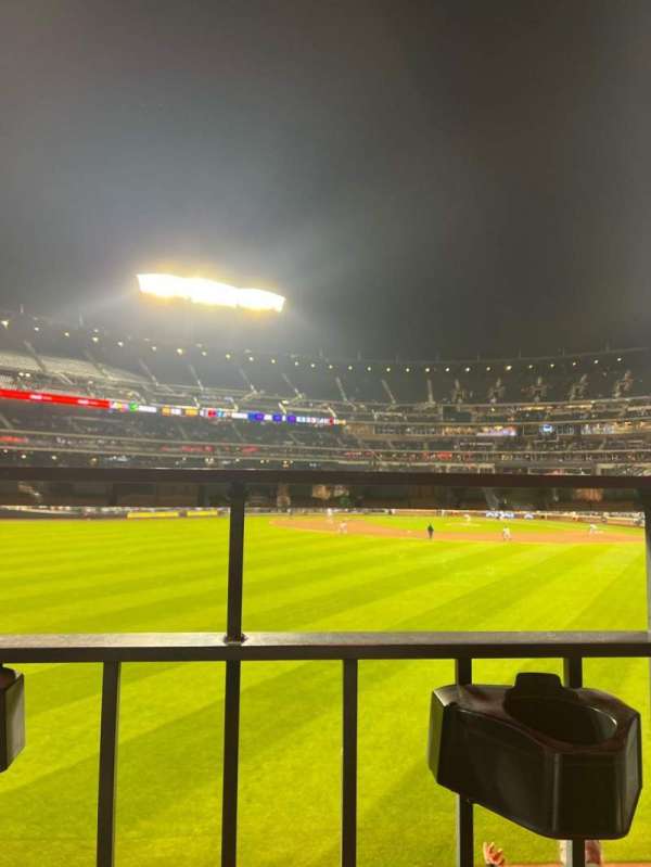 Citi Field, section: 137, row: 1, seat: 20