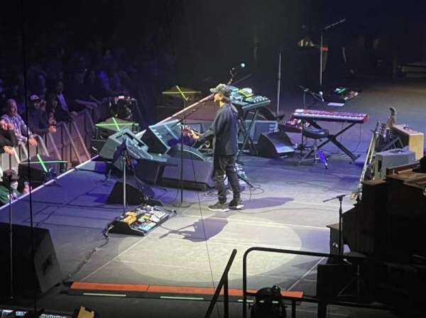 Oakland Arena, section: 124, row: 23, seat: 21
