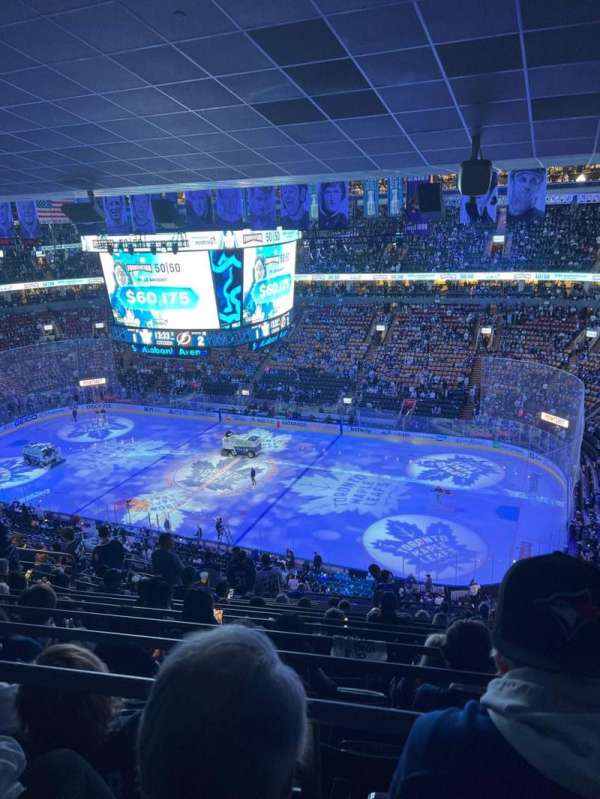 Scotiabank Arena, section: 307, row: 14, seat: 14
