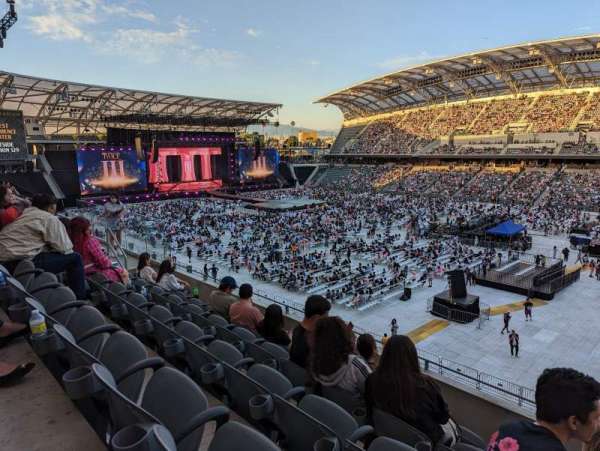 BMO Stadium, section: 228, row: E, seat: 10