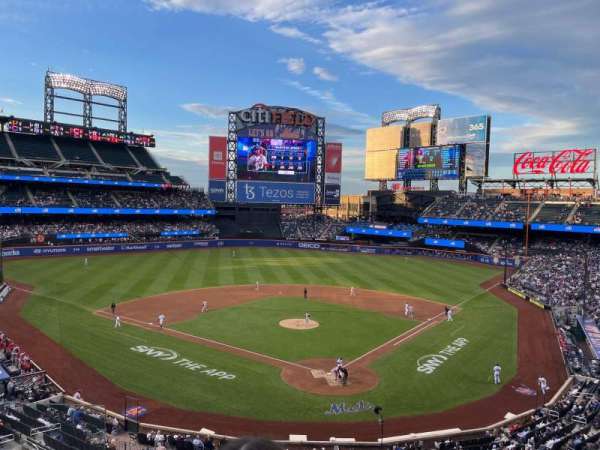 Citi Field, section: 320, row: 3, seat: 10