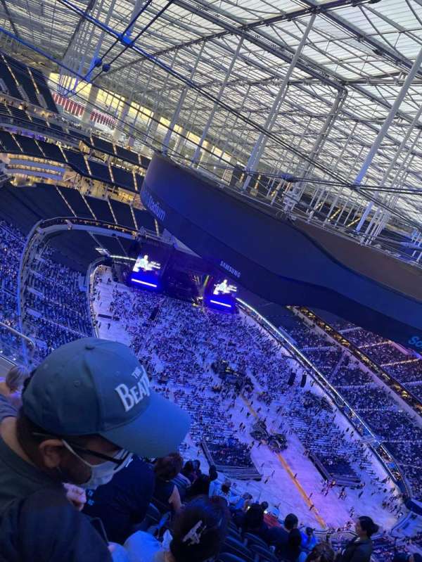 SoFi Stadium, section: 524, row: 14, seat: 11