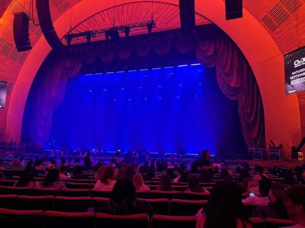 Radio City Music Hall, section: Orchestra 3, row: TT, seat: 304