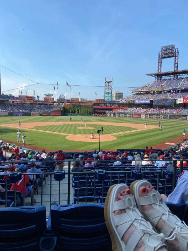 Citizens Bank Park, section: 124, row: 23, seat: 8