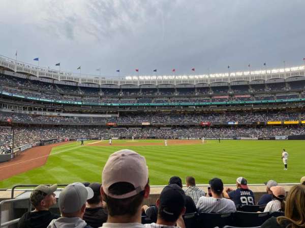 Yankee Stadium, section: 105, row: 6, seat: 22