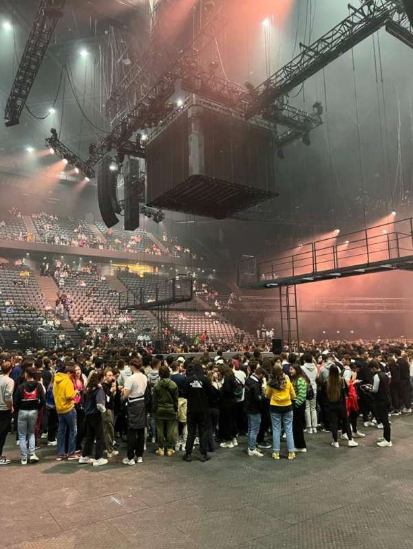 Accor Arena, section: Gradin E, row: 28, seat: 23