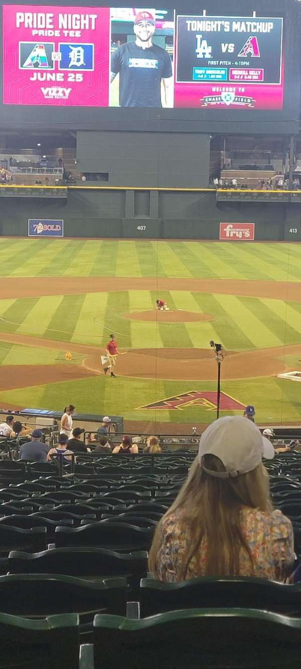 Chase Field, section: 122, row: 39, seat: 17