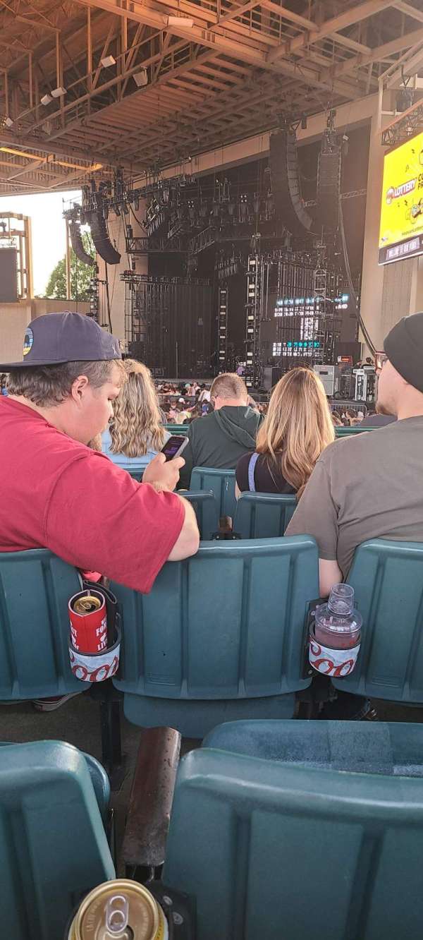 Ruoff Music Center, section: H, row: G, seat: 22