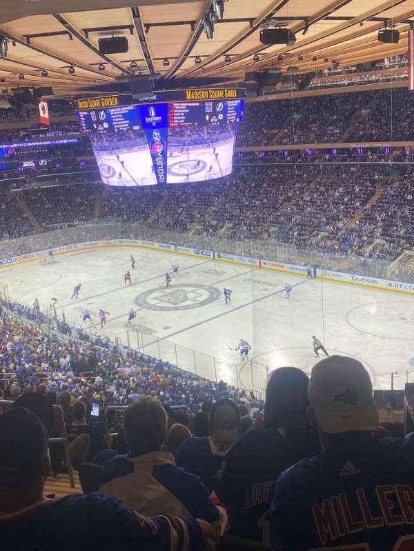Madison Square Garden, section: 215, row: 11, seat: 3