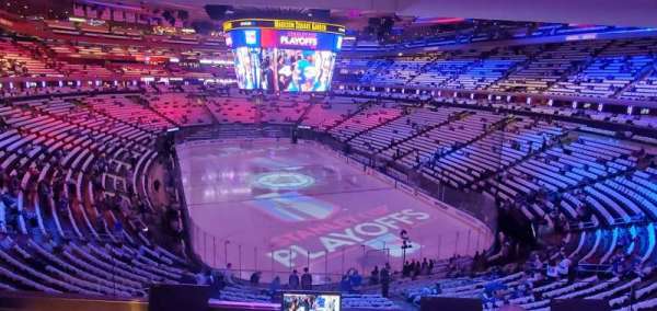 Madison Square Garden, section: 203, row: BS4, seat: 3