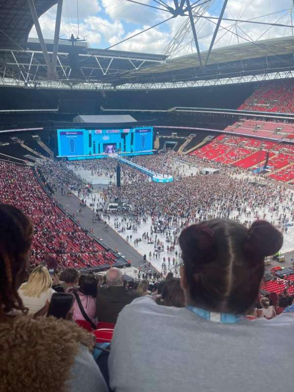 Wembley Stadium, section: 519, row: 24, seat: 149