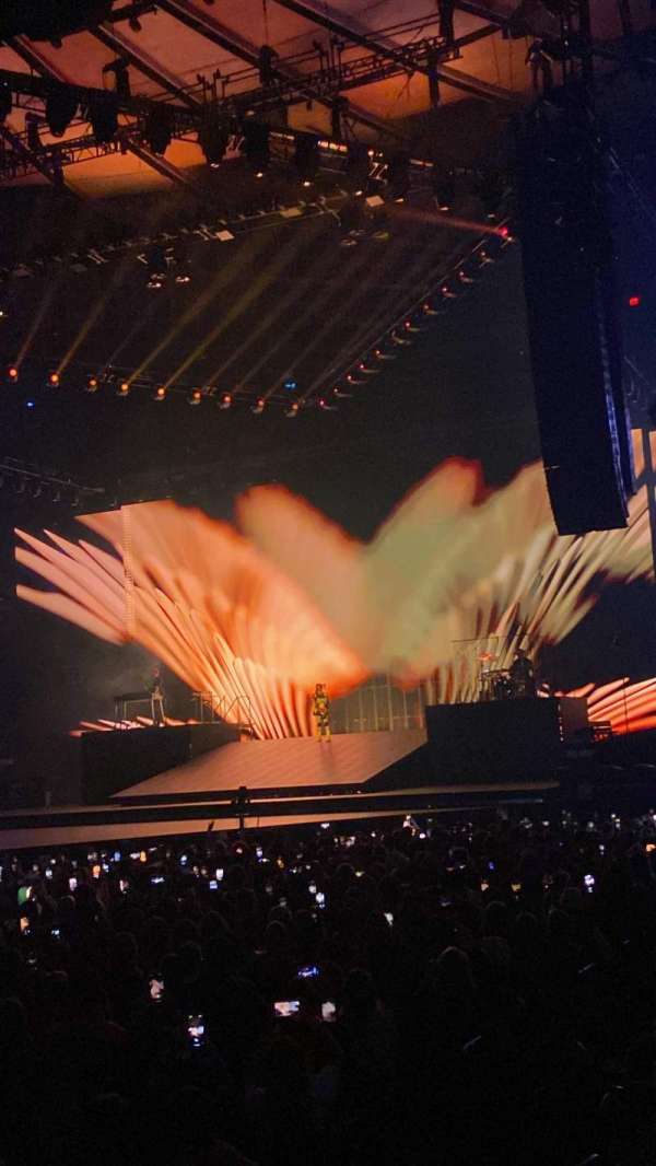 Madison Square Garden, section: 106, row: 2, seat: 7