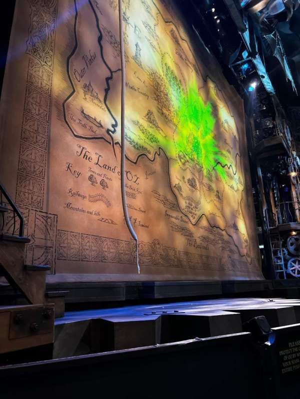 Gershwin Theatre, section: orchestra l, row: CC, seat: 5