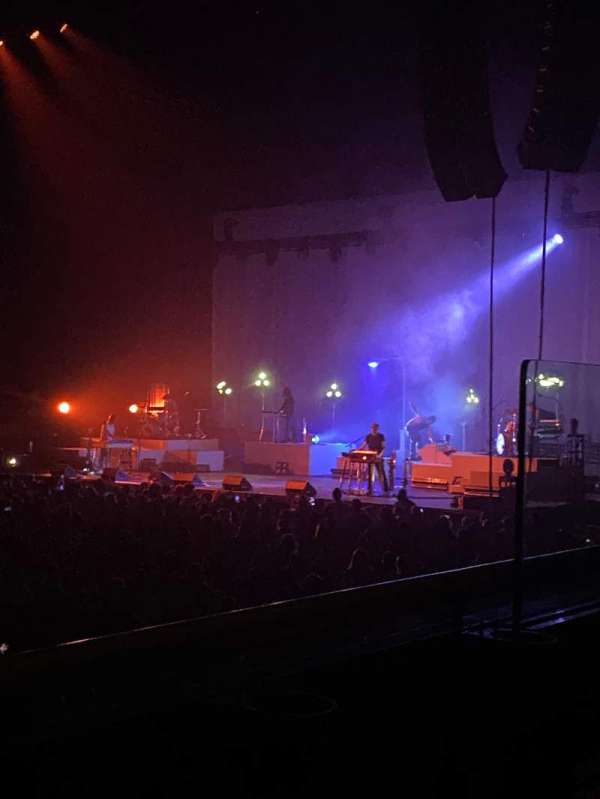 Kia Forum, section: 109, row: 1, seat: 4