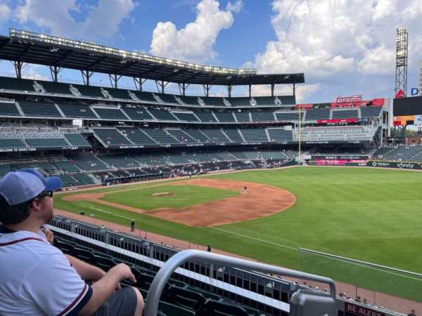 Truist Park, section: 214, row: 4, seat: 19