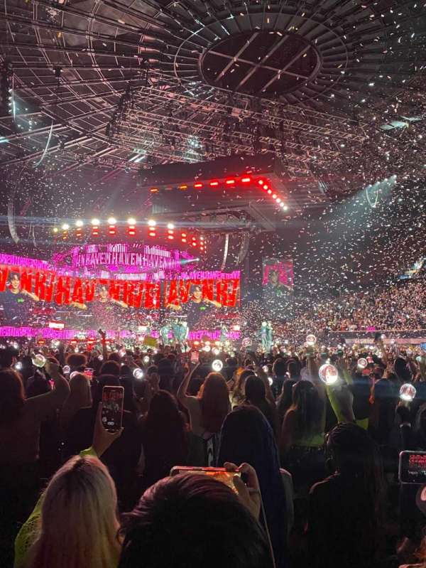 Kia Forum, section: 1, row: 2, seat: 16
