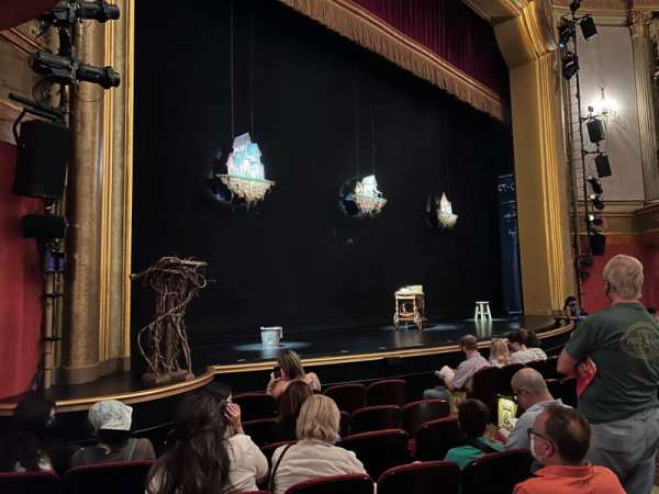 St. James Theatre, section: Orchestra L, row: G, seat: 19