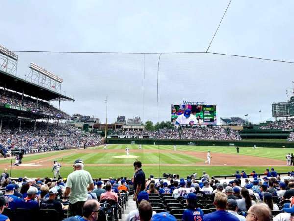 Wrigley Field, section: 123, row: 5, seat: 4