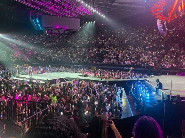 Kia Forum, section: 113, row: 3, seat: 4