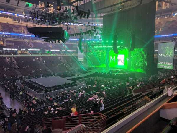 United Center, section: L4, row: GA, seat: 7