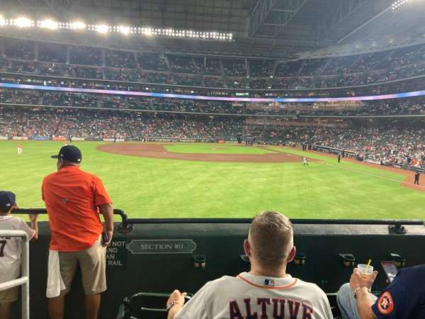 Daikin Park, section: 101, row: 4, seat: 1