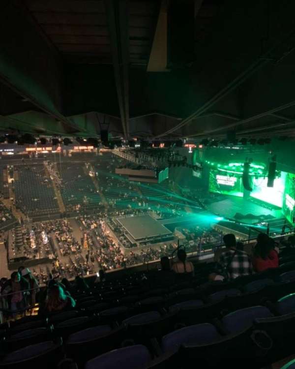 Oakland Arena, section: 202, row: 16, seat: 17