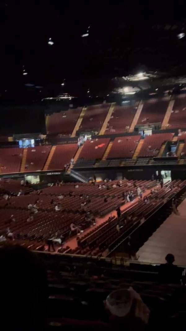 Kia Forum, section: 111, row: 14, seat: 11