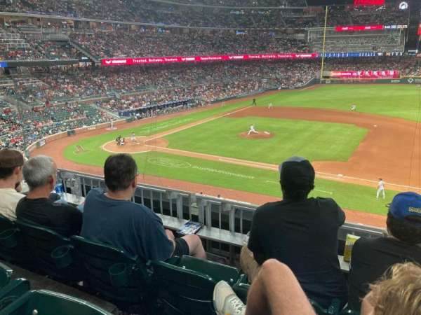 Truist Park, section: 218, row: 3, seat: 5