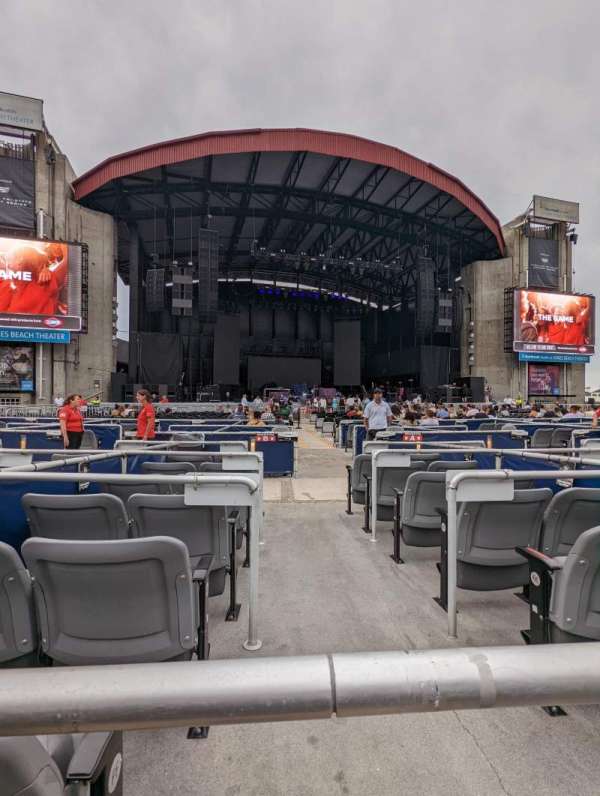 Jones Beach Theater, section: G, row: GG, seat: 13