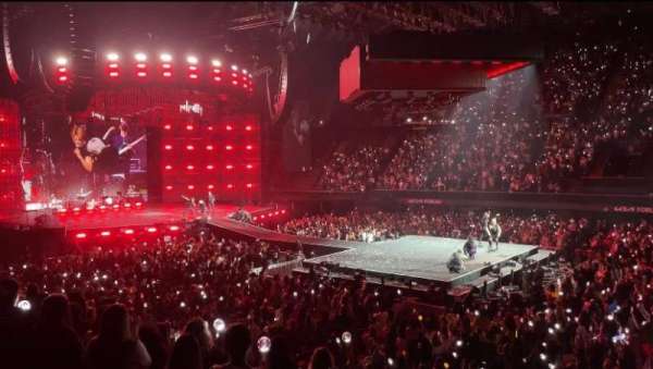 Kia Forum, section: 129, row: 7, seat: 5