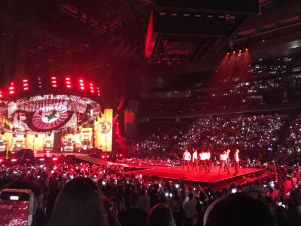 Climate Pledge Arena, section: 01, row: E, seat: 9