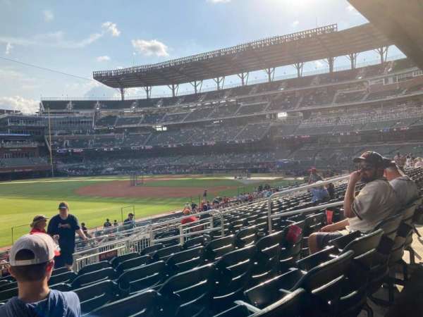 Truist Park, section: 140, row: 10, seat: 8