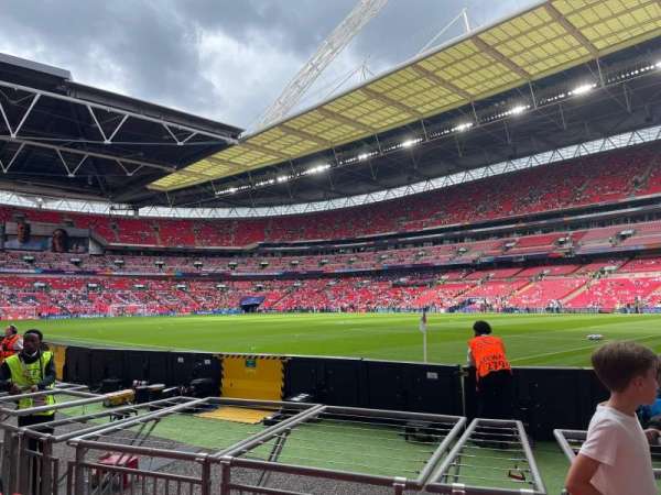 Wembley Stadium, section: 117, row: 4, seat: 173