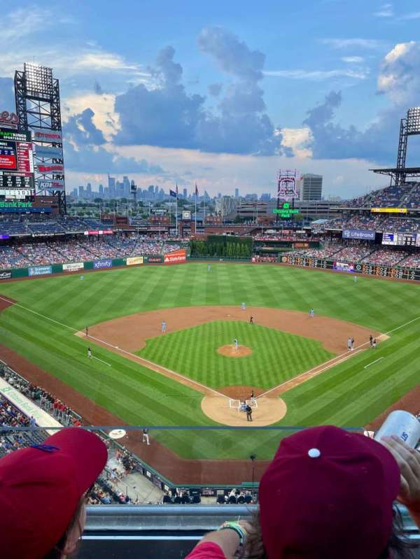 Citizens Bank Park, section: 321, row: 2, seat: 7