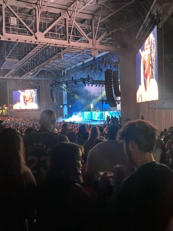 Truliant Amphitheater, section: 4, row: H, seat: 9