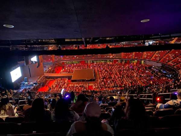 Kia Forum, section: 227, row: 26, seat: 9