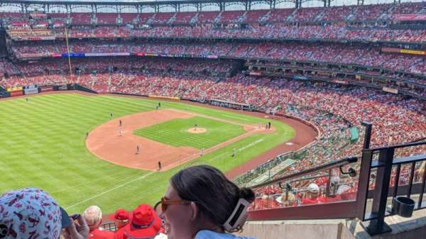 Busch Stadium, section: 363, row: 8, seat: 4