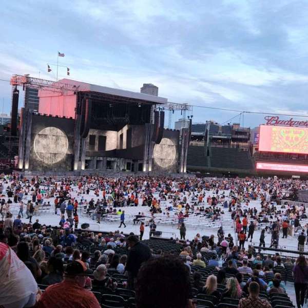 Wrigley Field, section: 209, row: 15, seat: 20