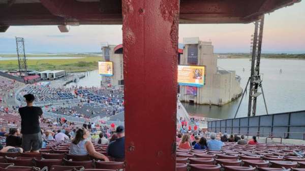 Jones Beach Theater, section: 201, row: WW, seat: 18