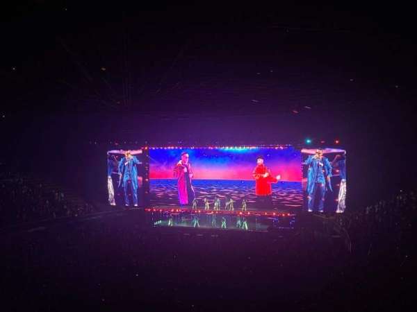 Kia Forum, section: 203, row: 8, seat: 6
