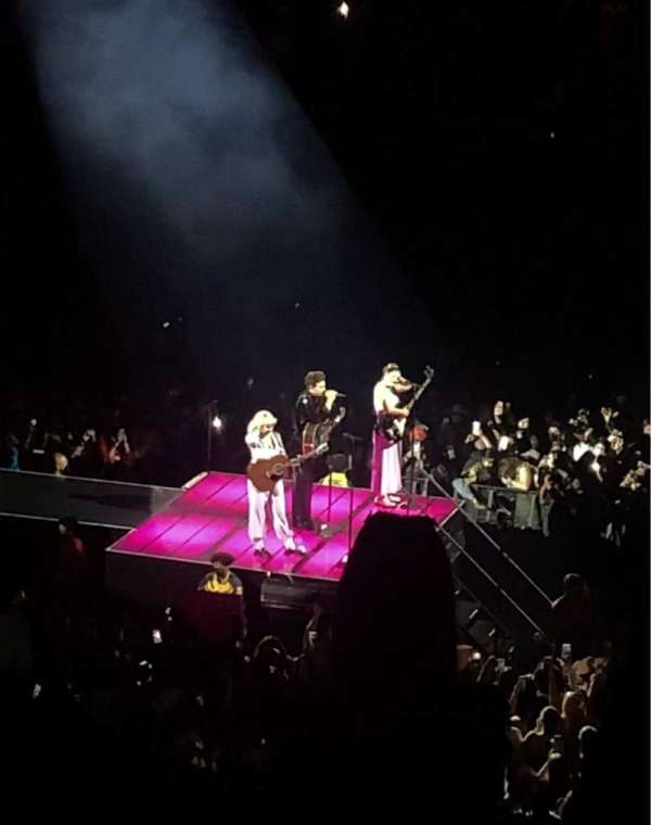 Kia Forum, section: 214, row: 2, seat: 2