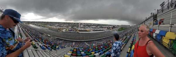 Daytona International Speedway, section: 323, row: 18, seat: 17