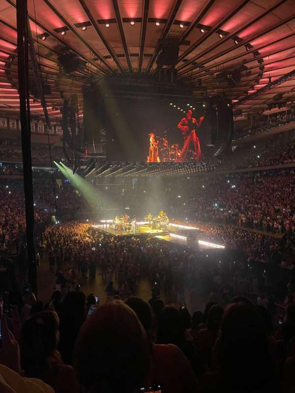 Madison Square Garden, section: 111, row: 13, seat: 10