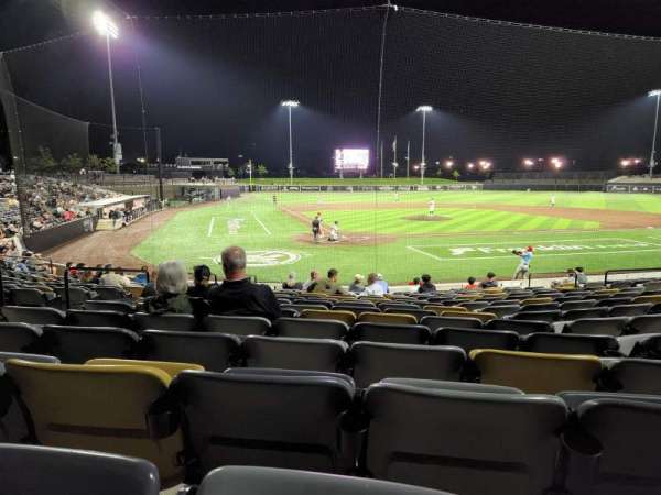 Franklin Field, Wisconsin, section: 107, row: O, seat: 6